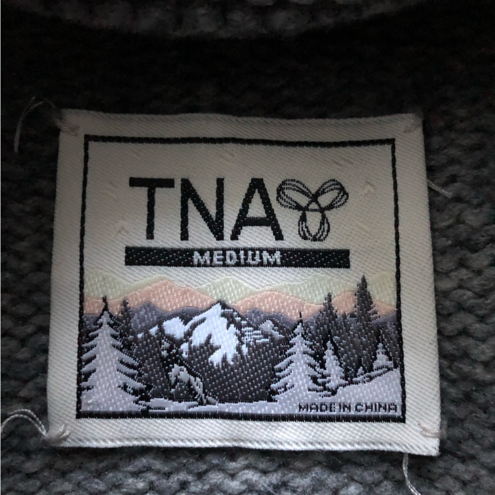 Aritzia TNA Sea To Sky Lambswool Chunky Knit Zip Sweater Medium Nordic Fair Isle - Picture 8 of 14